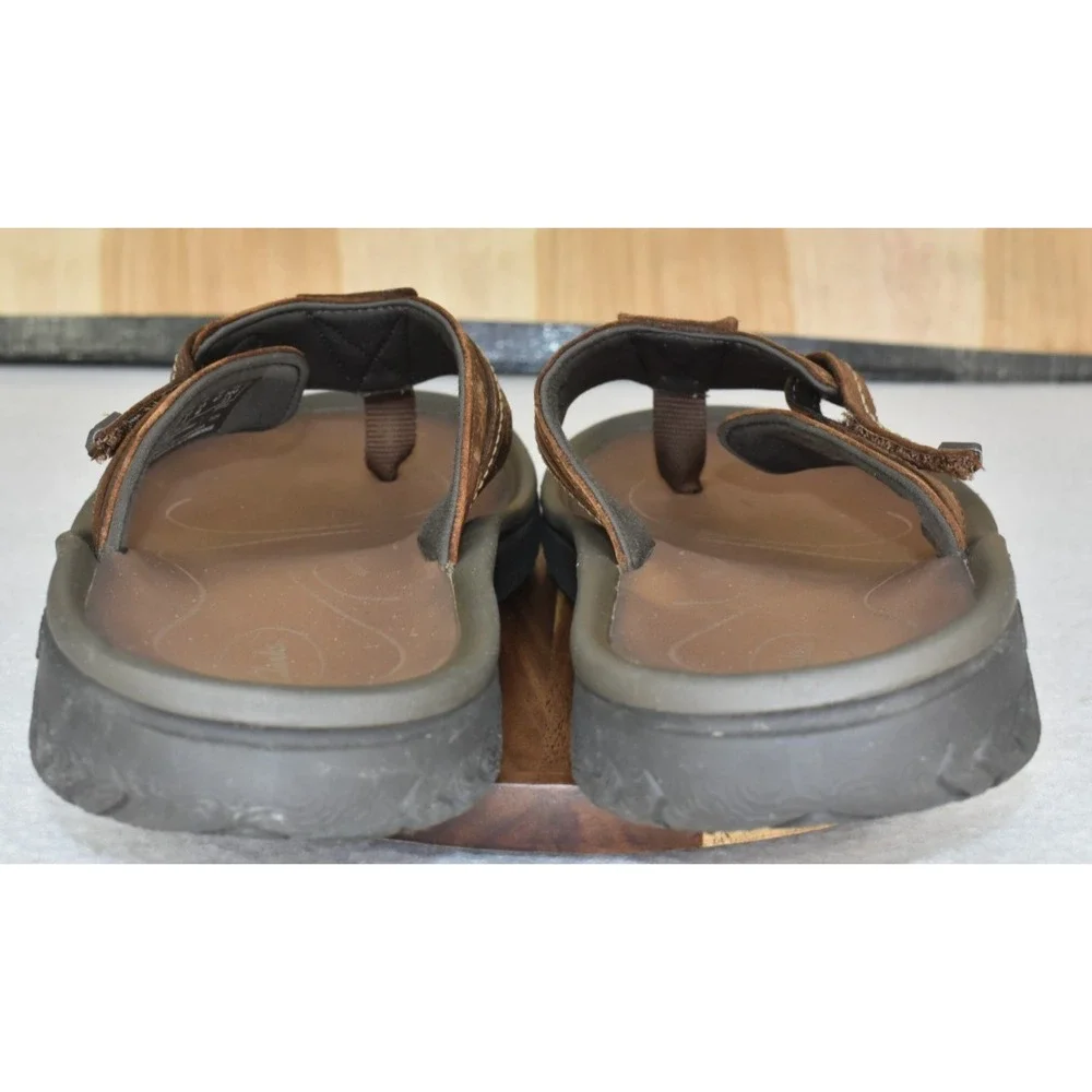 Clarks Wesley Sun Beeswax Men Sandals Size 13 M Brown Leather Flip Flop Thong